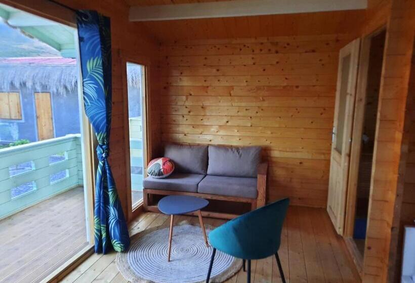 استودیوی استاندارد با چشمانداز دریا, Chalets Chomoni