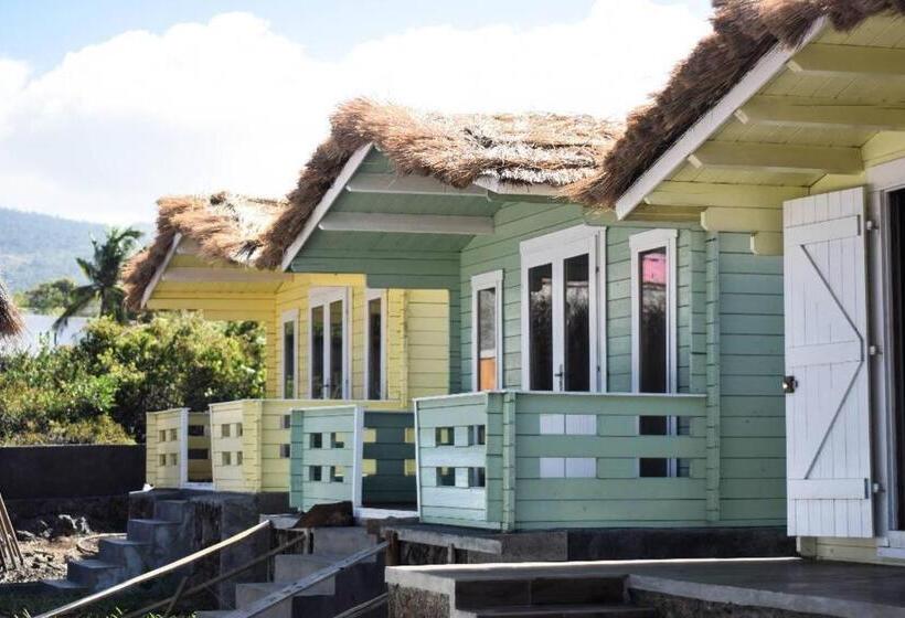 استودیوی استاندارد با چشمانداز دریا, Chalets Chomoni