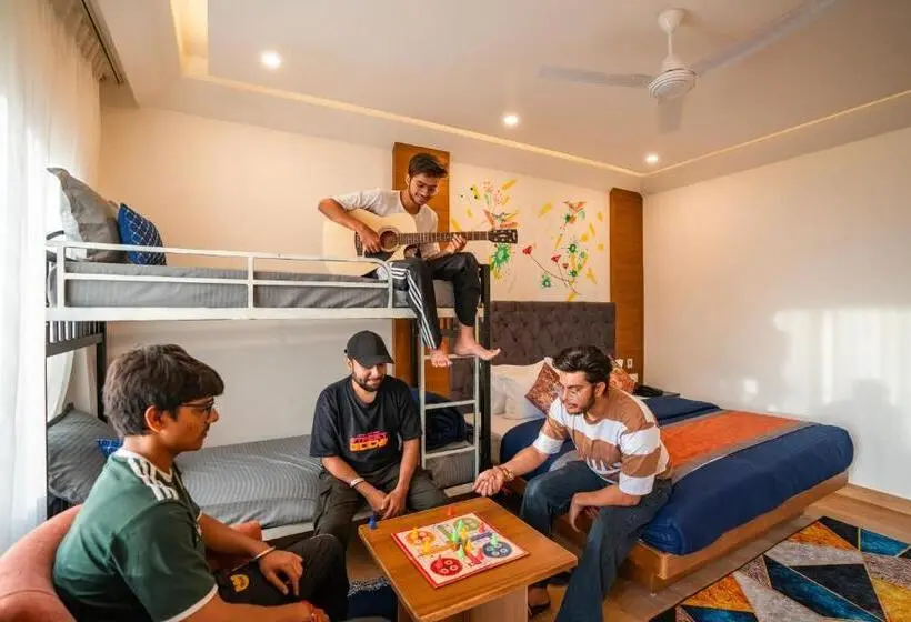 デラックスの4人部屋, Shalom Backpackers Mussoorie