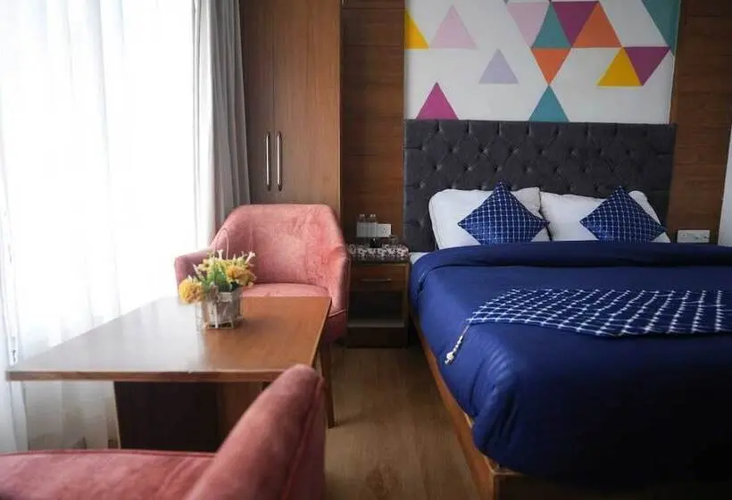 デラックスルーム, Shalom Backpackers Mussoorie