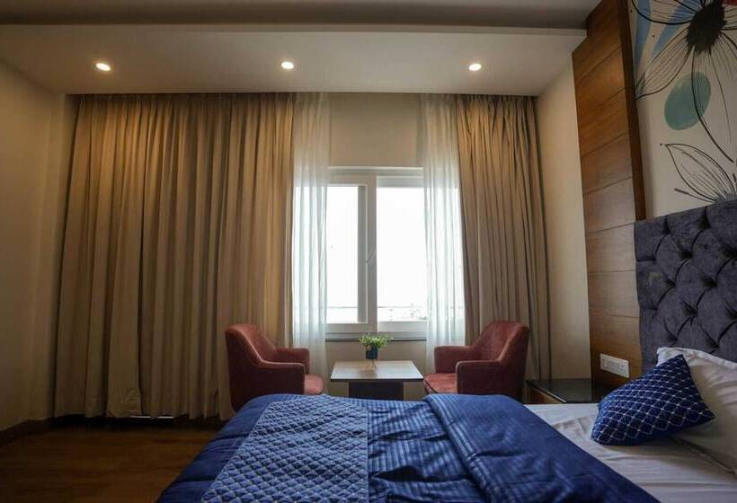 디럭스 룸, Shalom Backpackers Mussoorie