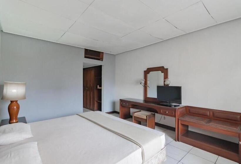 Номер Стандарт, Istana Hotel Bandung Mitra Reddoorz