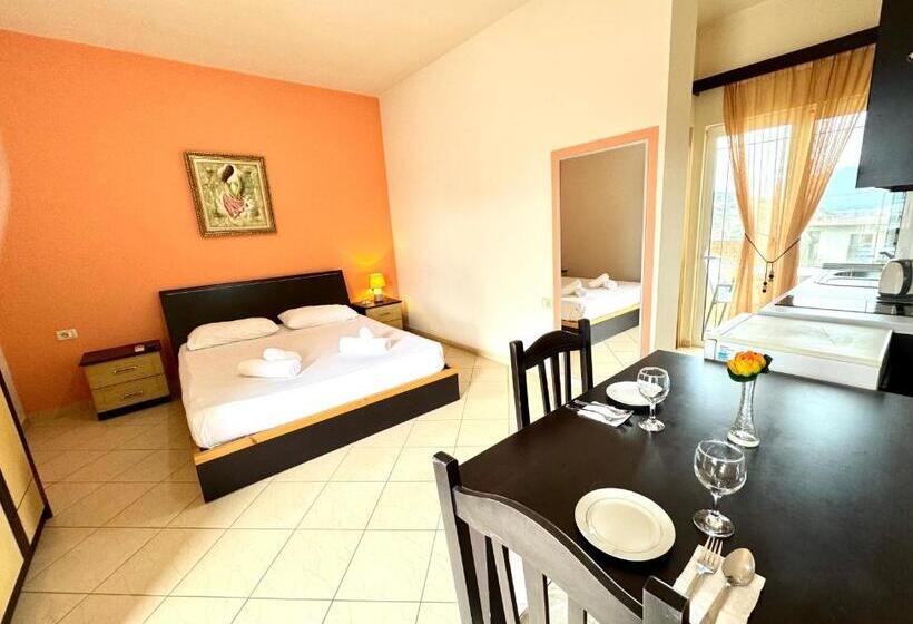 Номер Deluxe с Балконом, Ksamil Harmony Studios