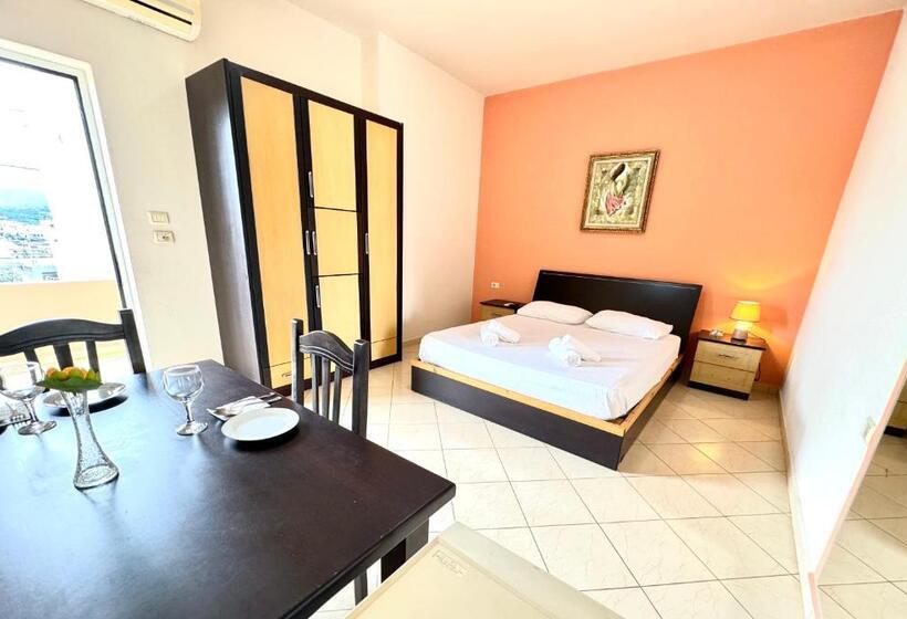 Номер Deluxe с Балконом, Ksamil Harmony Studios