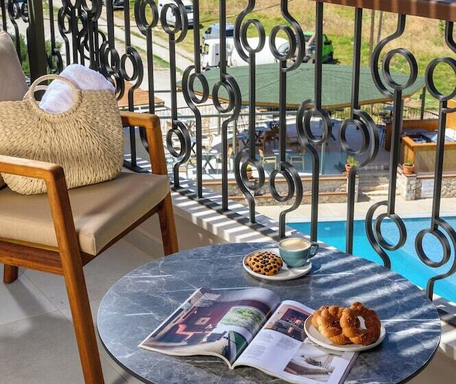 발코니가 있는 바다 전망 수피리어 룸, Elisso