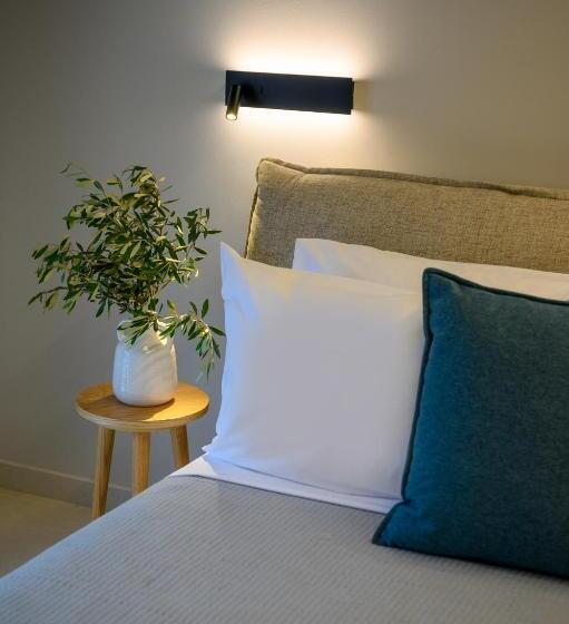 발코니가 있는 스위트, Elisso