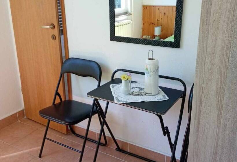 Номер Стандарт Трехместный, Apartments Julia