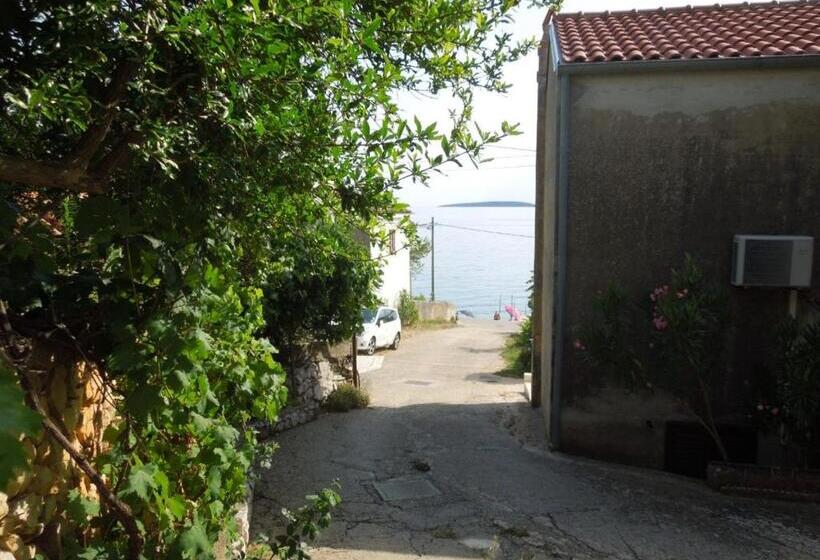 Студио Стандарт с Террасой, Apartments Julia