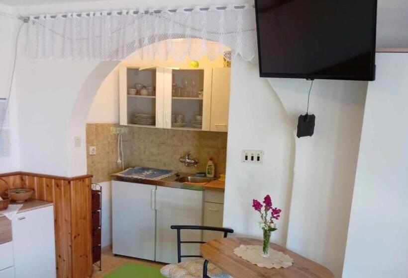 Студио Стандарт с Террасой, Apartments Julia