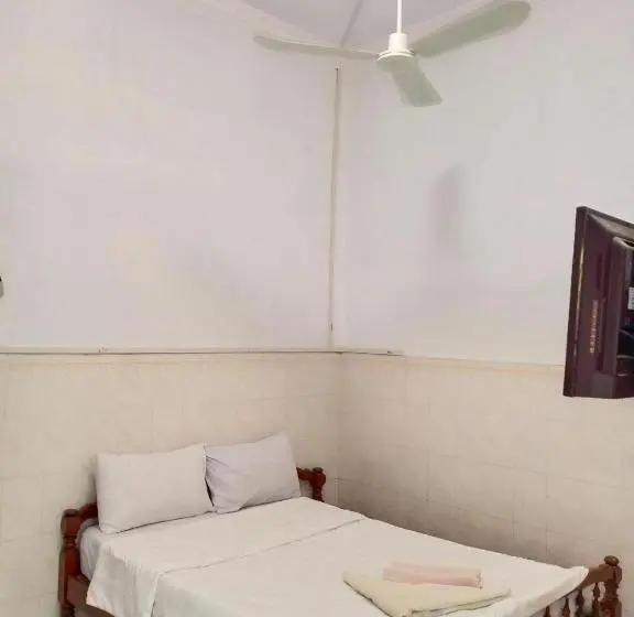 اتاق استاندارد, Silver Dolphin Guesthouse & Restaurant