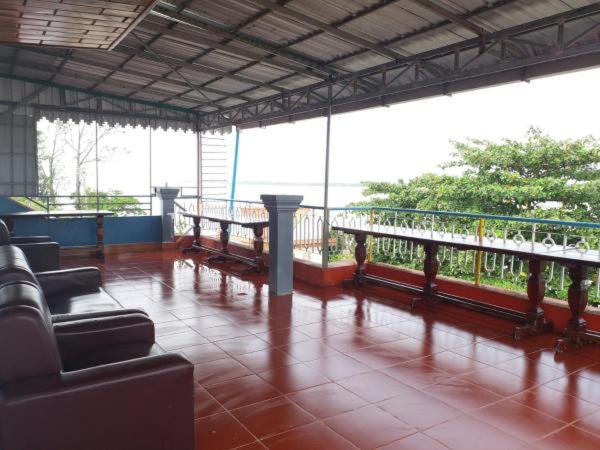 家庭套房, Silver Dolphin Guesthouse & Restaurant