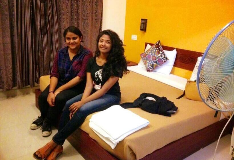 اتاق اکونومی, Green Leaf Home Stay