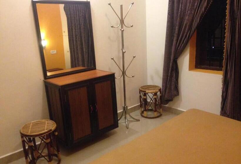 اتاق اکونومی, Green Leaf Home Stay