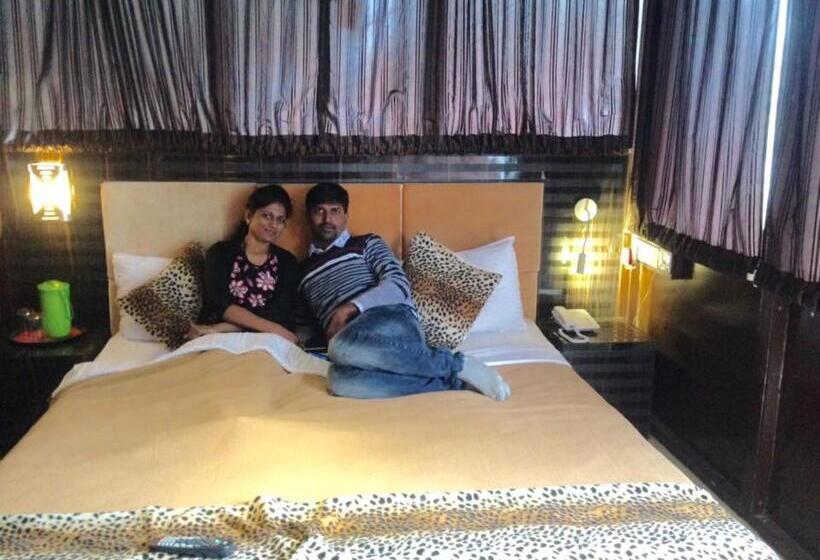 کلبه ییلاقی سوپریور یک خوابه, Green Leaf Home Stay