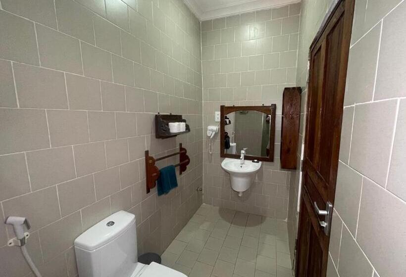 带海景的标准房, Aya Beach Resort