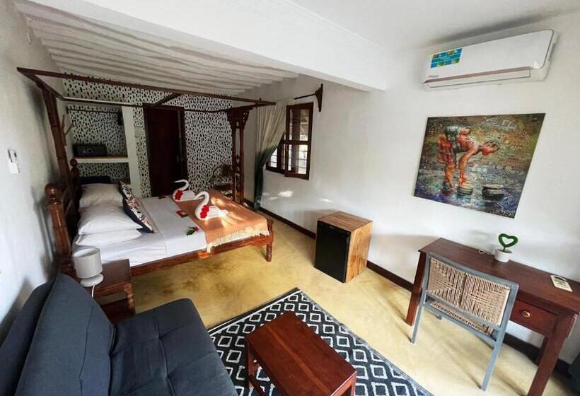 标准房带园景, Aya Beach Resort