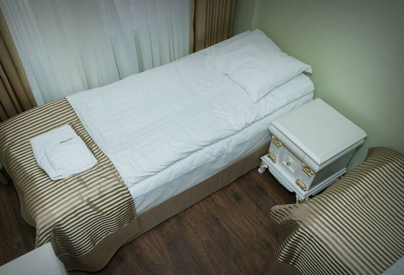 חדר קלאסי, Golden Dome Iisalmi