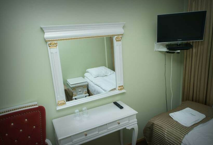 חדר קלאסי, Golden Dome Iisalmi