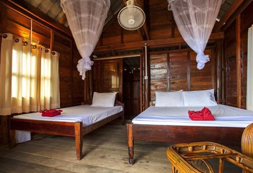 带阳台标准平房, Happy Elephant Bungalows