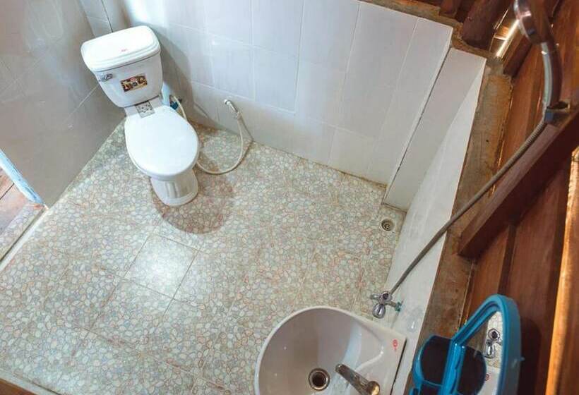 带阳台标准平房, Happy Elephant Bungalows