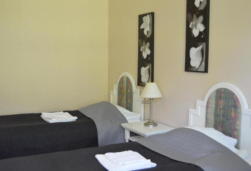 חדר סטנדרט, Li Ravintola Tiilikka