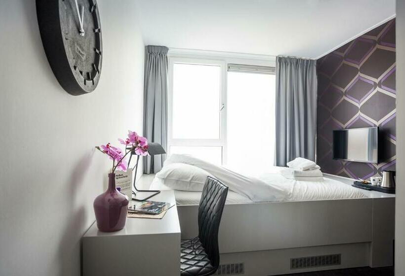 标准间, Stravinsky Slapen