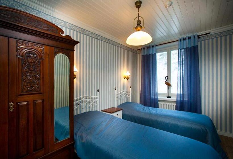 חדר סטנדרט, Vaihmalan Hovi