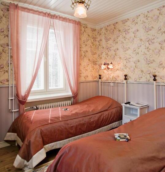 חדר סטנדרט, Vaihmalan Hovi