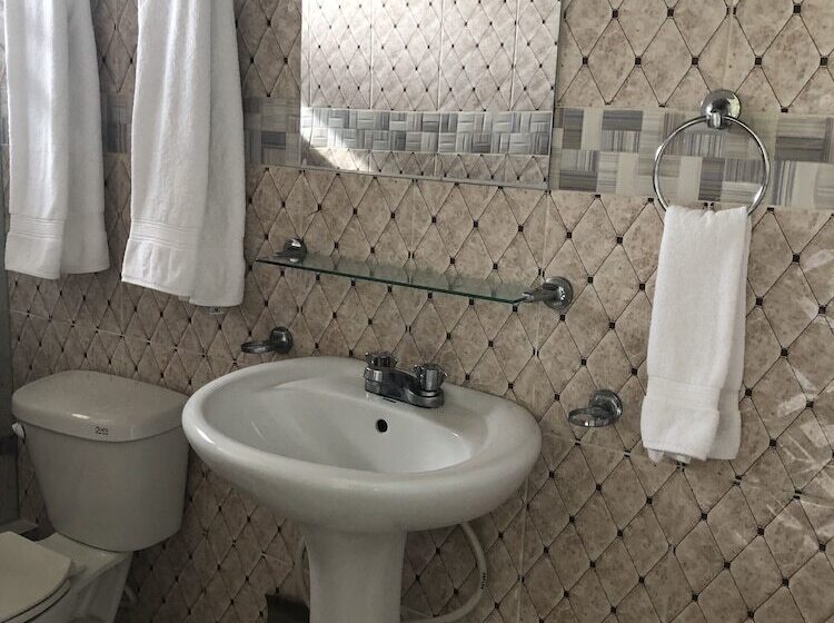 اتاق دوبلکس, Y Casino Guarocuya