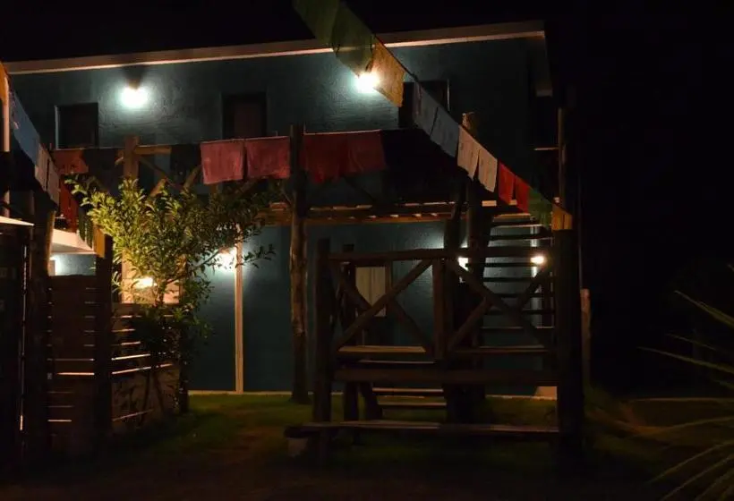 تختخواب در اتاق مشترک, La Brújula Hostel