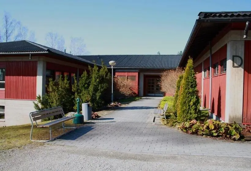 Standard Yhden Hengen Huone, Lehmirannan Lomakeskus