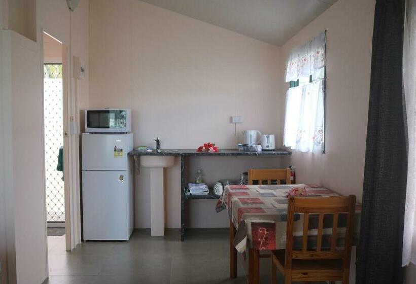 디럭스 방갈로, Ranginuis Retreat