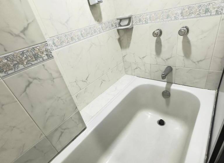 豪华房间, Dorado