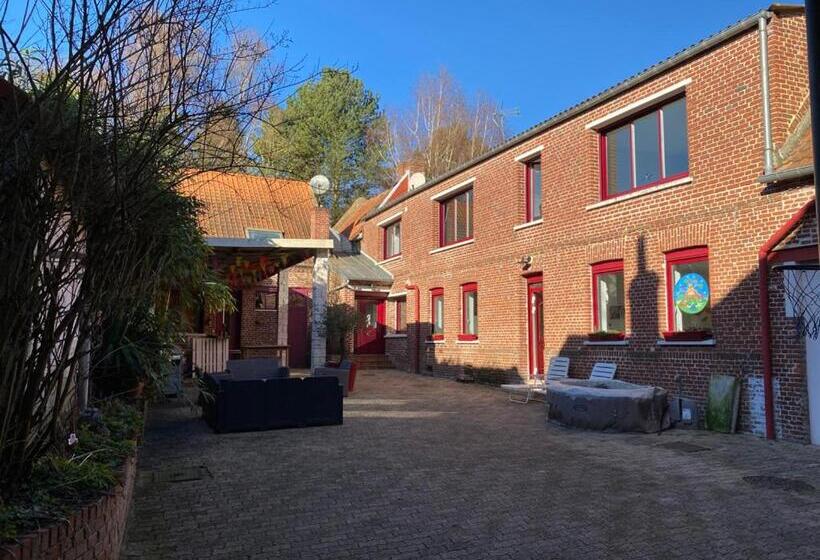 חדר סטנדרט, La Fermette à Achicourt   Chambre Zen, Lit Double Avec Grand Bureau Donnant Sur Cour Au Carré