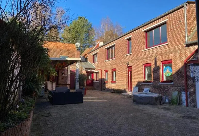スタンダードルーム, La Fermette à Achicourt   Chambre Zen, Lit Double Avec Grand Bureau Donnant Sur Cour Au Carré