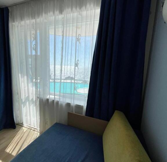Номер Стандарт Вид на Море с Балконом, Family Hotel Delfina