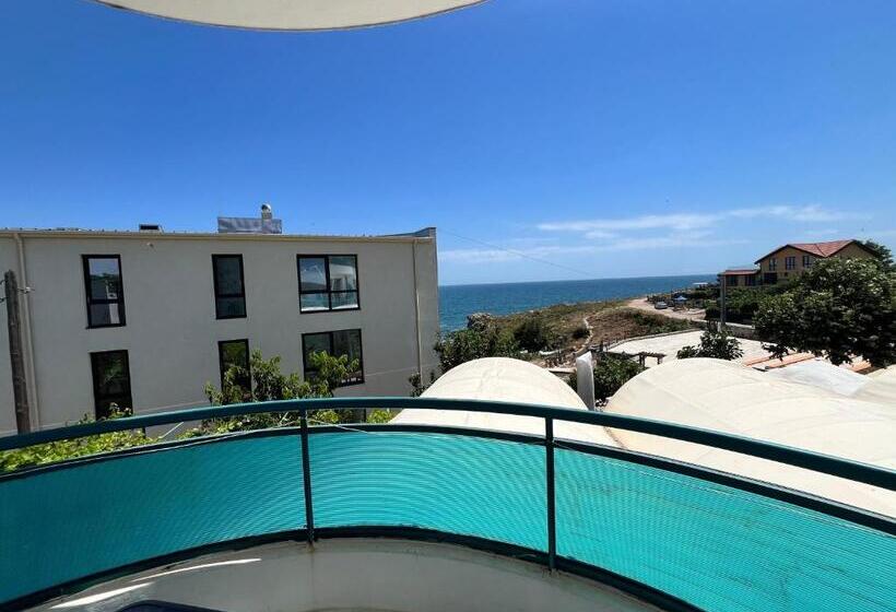 스탠다드 트리플 룸, Family Hotel Delfina