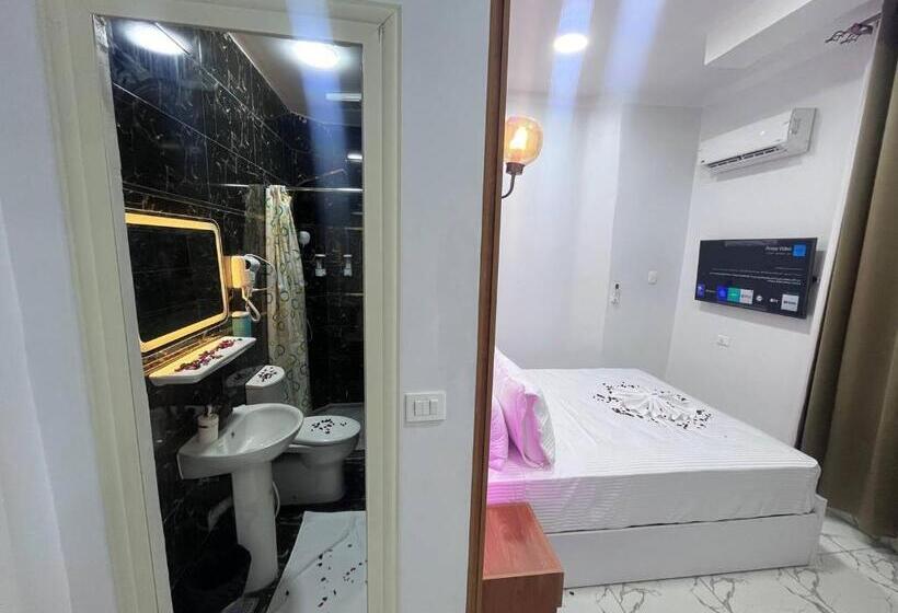 اتاق استاندارد, Future Hostel