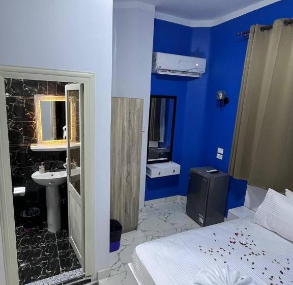 اتاق استاندارد, Future Hostel