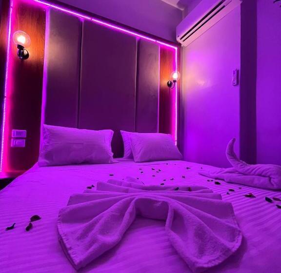 اتاق استاندارد با بالکن, Future Hostel