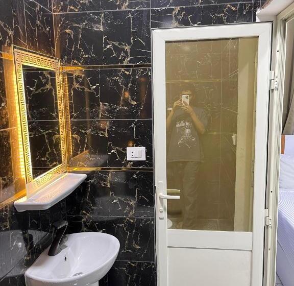 اتاق استاندارد یک تخته با بالکن, Future Hostel