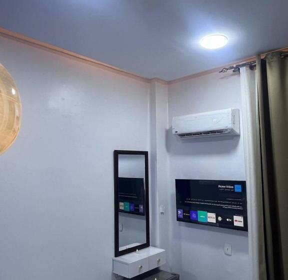 اتاق استاندارد یک تخته با بالکن, Future Hostel