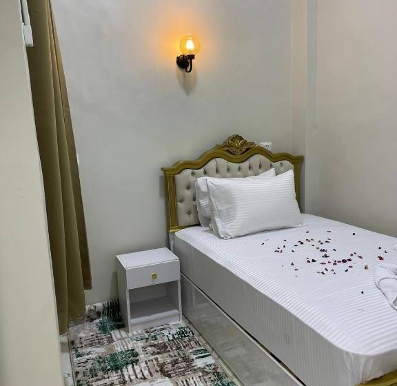 اتاق اکونومی یک تخته, Future Hostel