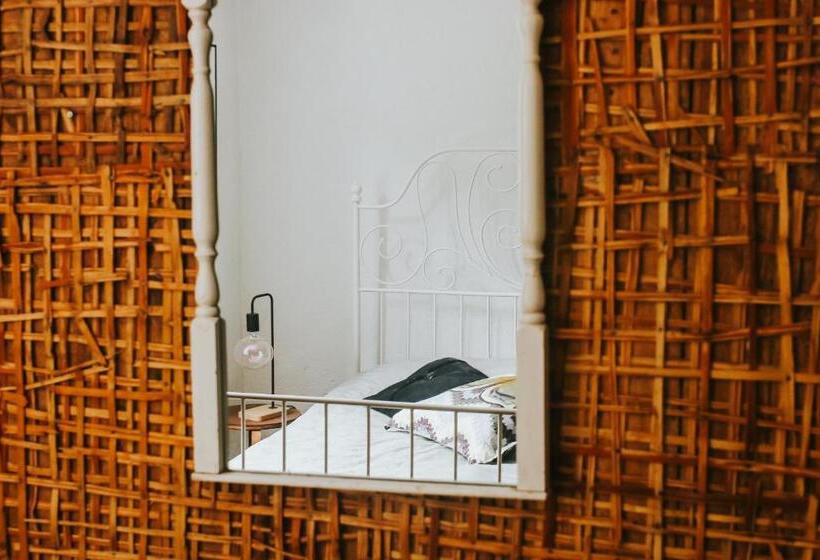 اتاق استاندارد با چشم‌انداز باغ, ķimales Muiža