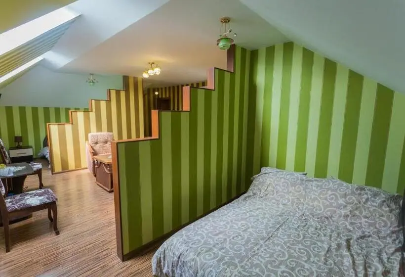 Standard-studio, Villa Fenix