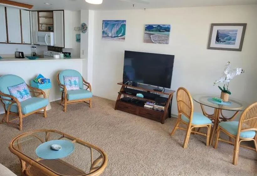海の見える１ベッドルームアパートメント, Stunning Oceanfront Condo   The Seashore Hideaway, Wailua Bay View, Unit 208, Kapaa