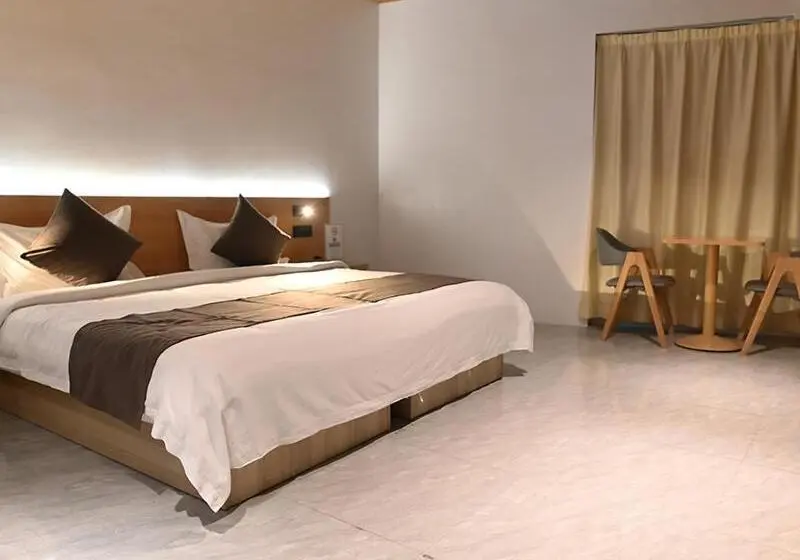 エクゼクティブスイート, Terra Hotel Kawit