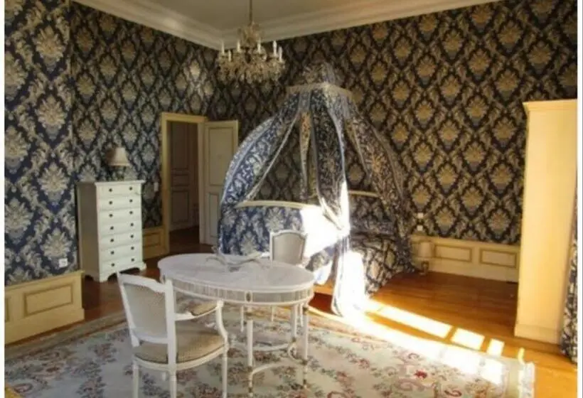 デラックスファミリールーム, Château De Beauchamp En Sarthe