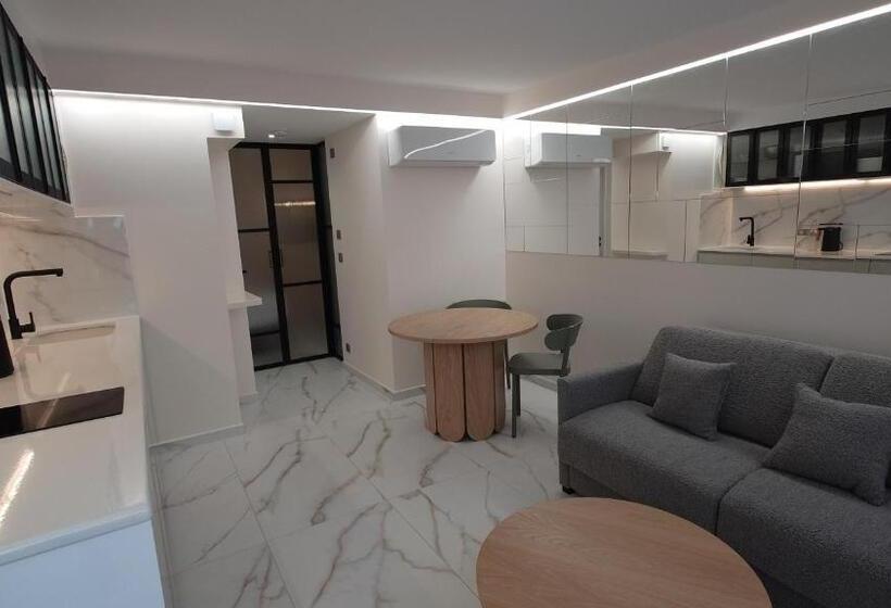 Apartamento 1 Dormitório com Terraço, Club Inn Appartement