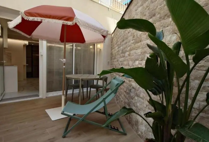 テラス付き１ベッドルームアパートメント, Club Inn Appartement